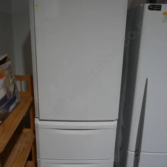 Mitsubishi fridge freezer with drawers