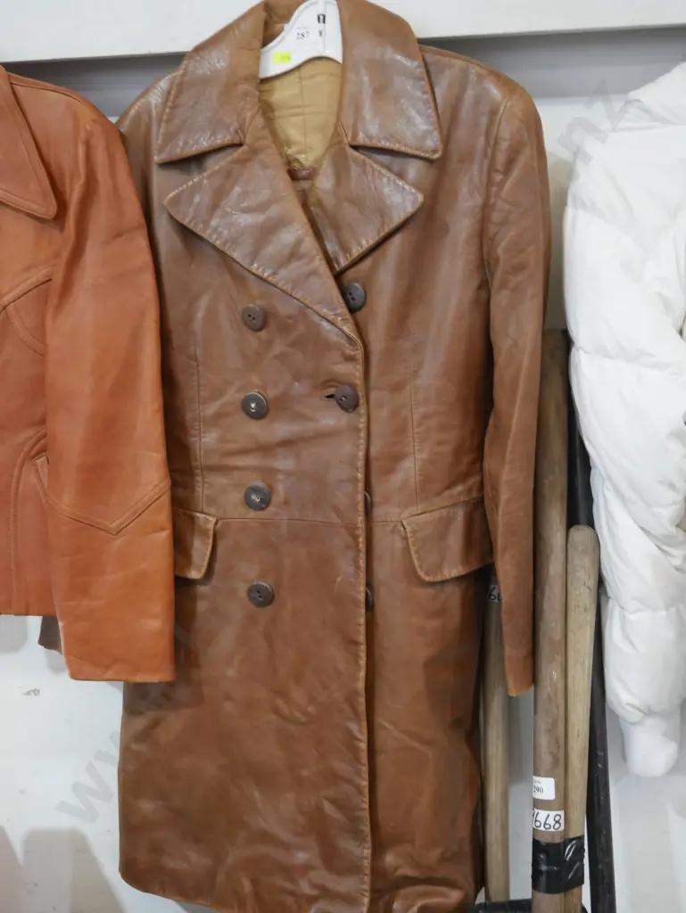 Leather coat Image 1++
