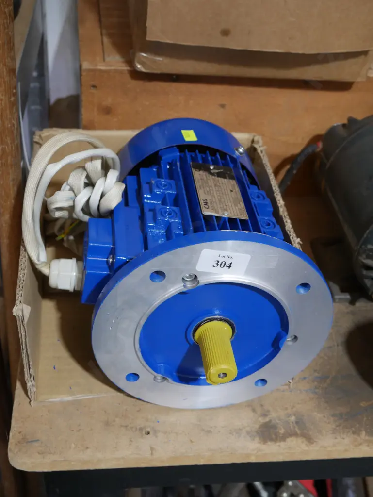 Three phase electric motor Image 1++