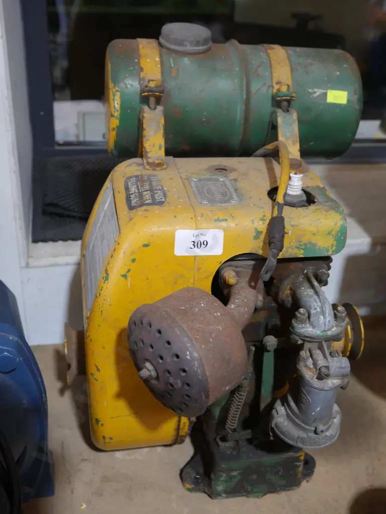 Petrol motor Image 1++