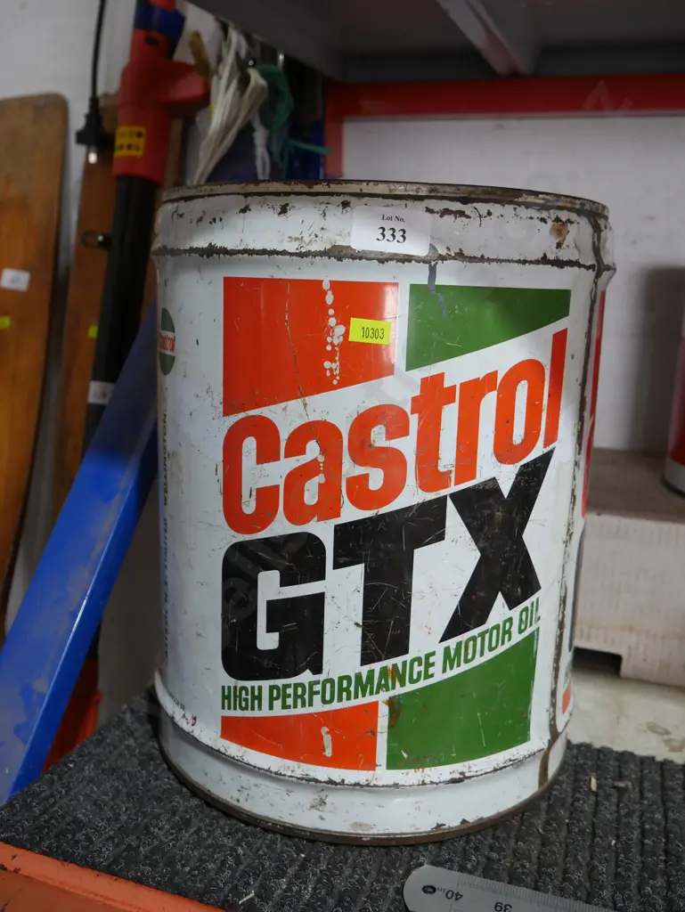 Castrol motor oil tin Image 1++