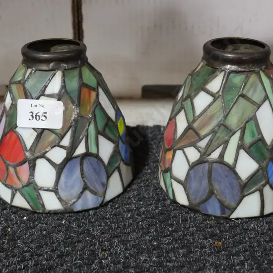 2 lead light shades