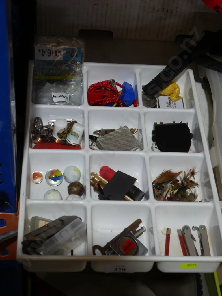Fishing flies etc Image 1++