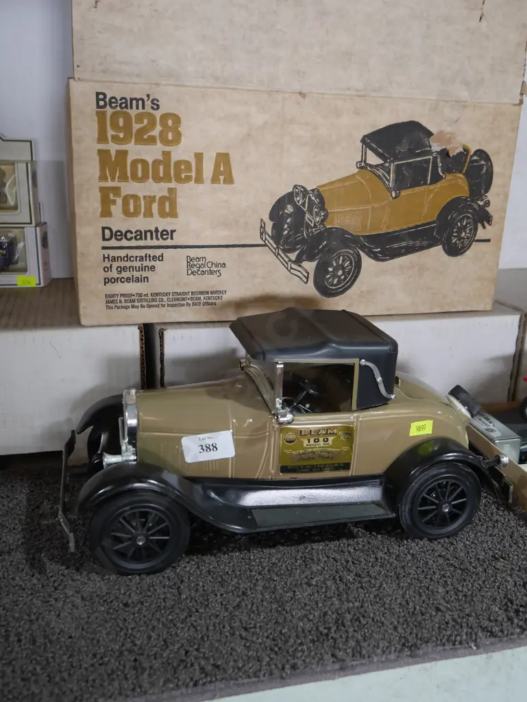 Jim Beam 1928 Model A Ford decanter - Empty Image 1++