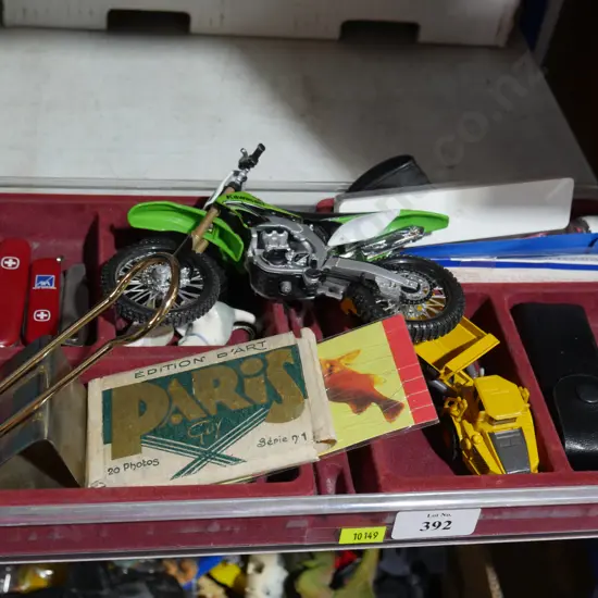 Pocket knives, toy motorbike etc