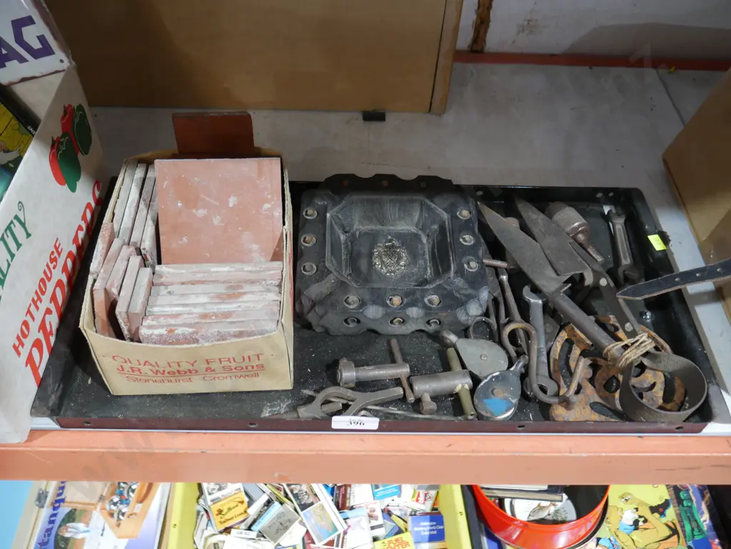 Tiles, tools etc Image 1++