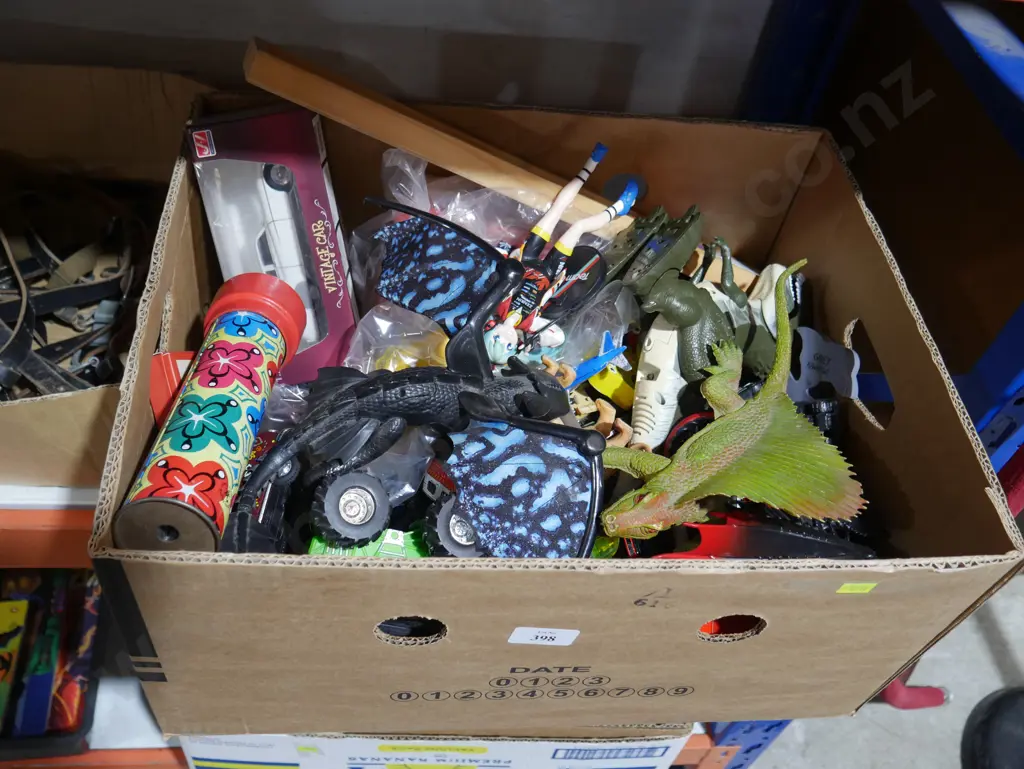 Box of toys Image 1++