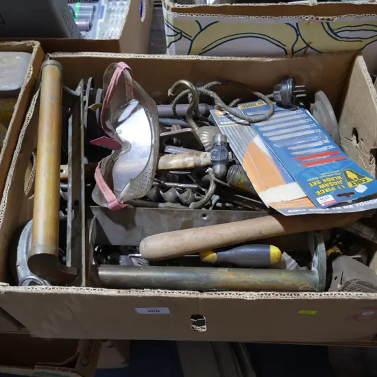 Workshop sundries