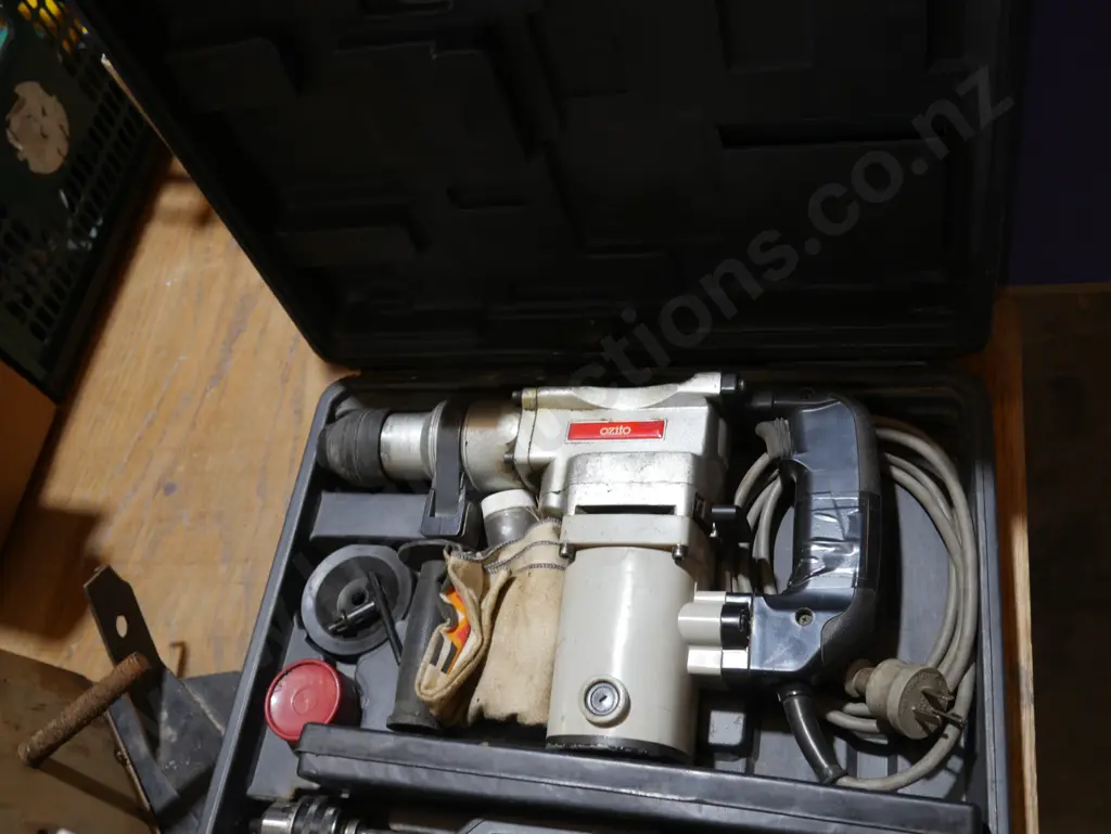 Ozito drill Image 1++