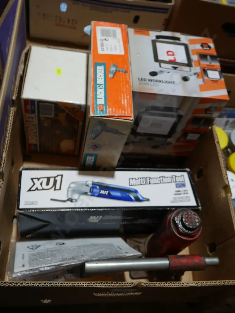 LED work light, multi-tool etc Image 1++