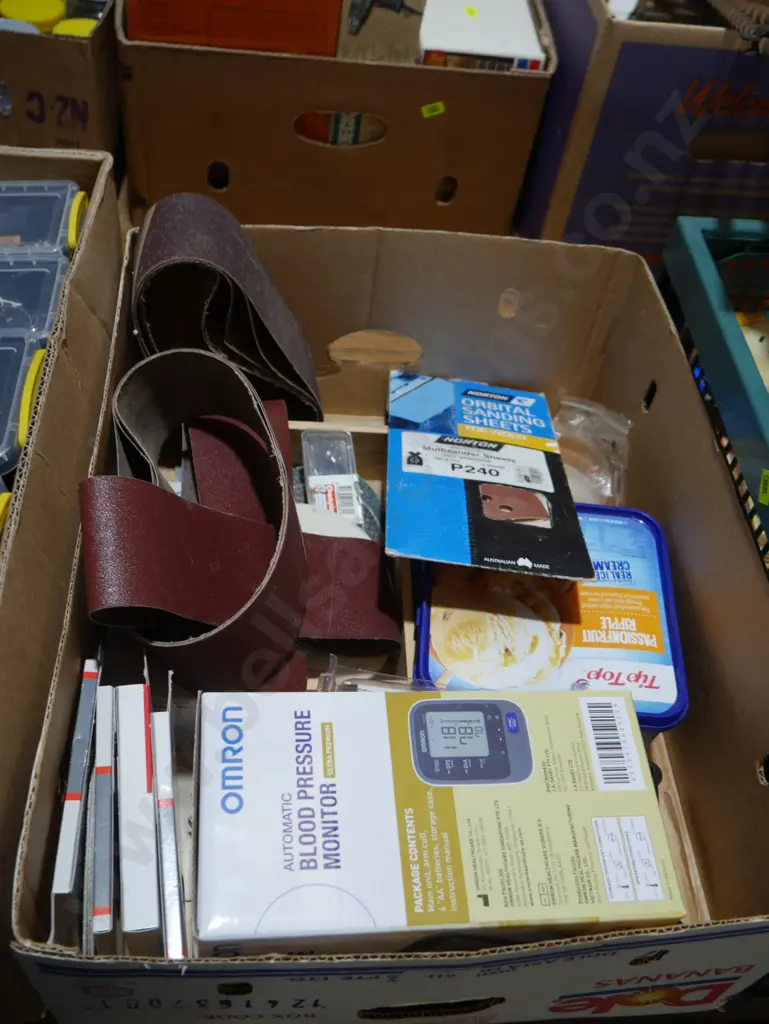 Sanding belts, blood pressure monitor etc Image 1++