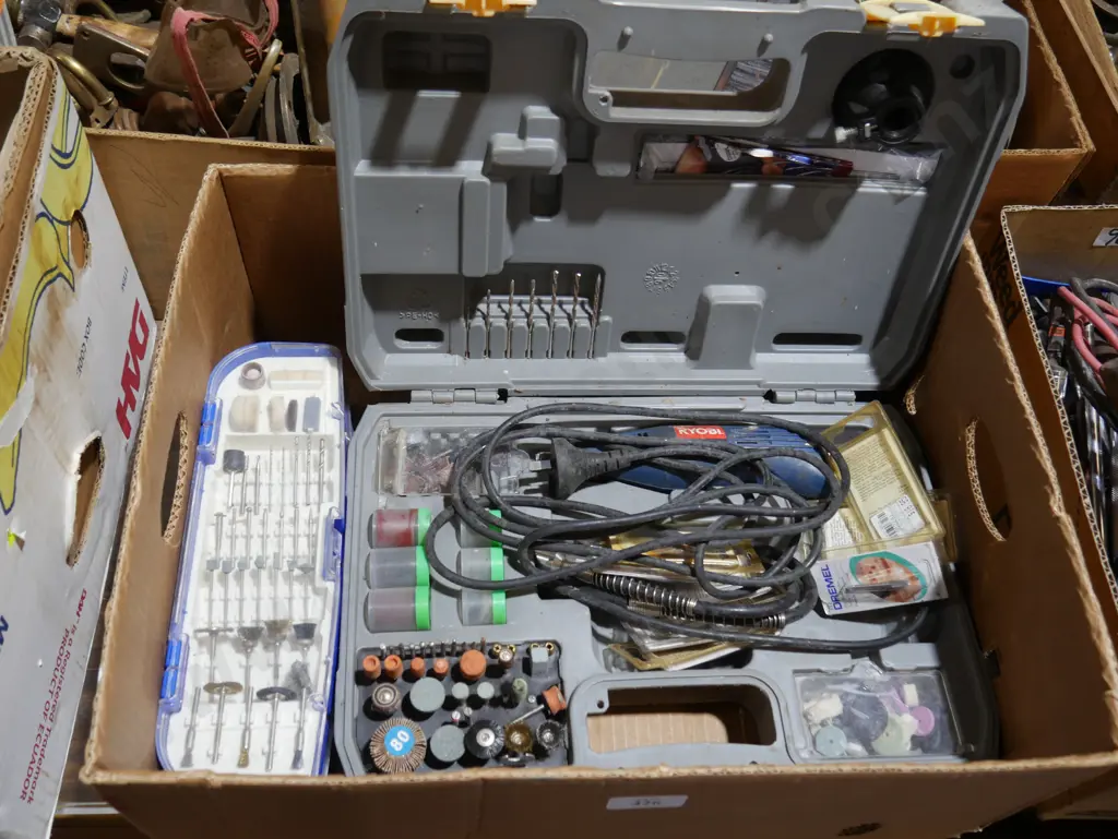 Dremel and accessories Image 1++