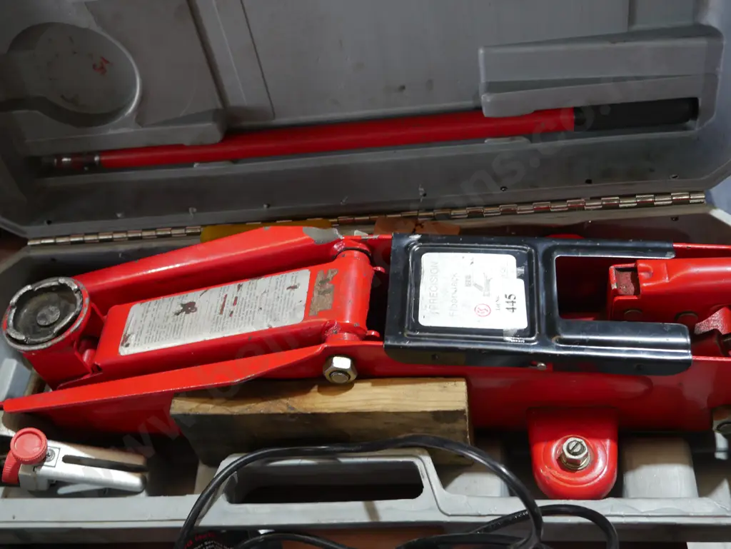 Trolley jack Image 1++
