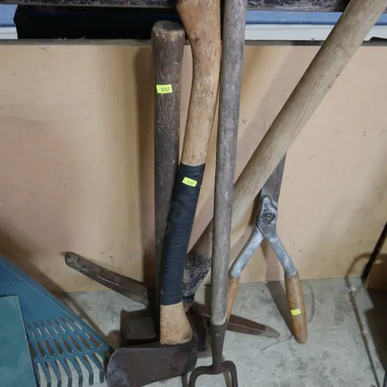 Garden tools