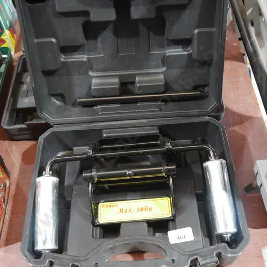 Wheel lifter