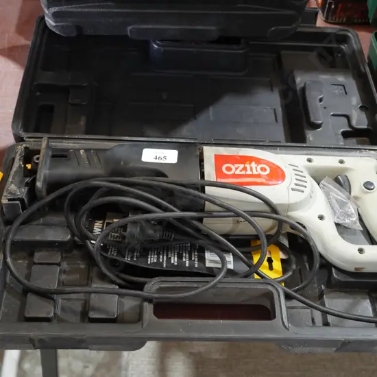 Sabre saw