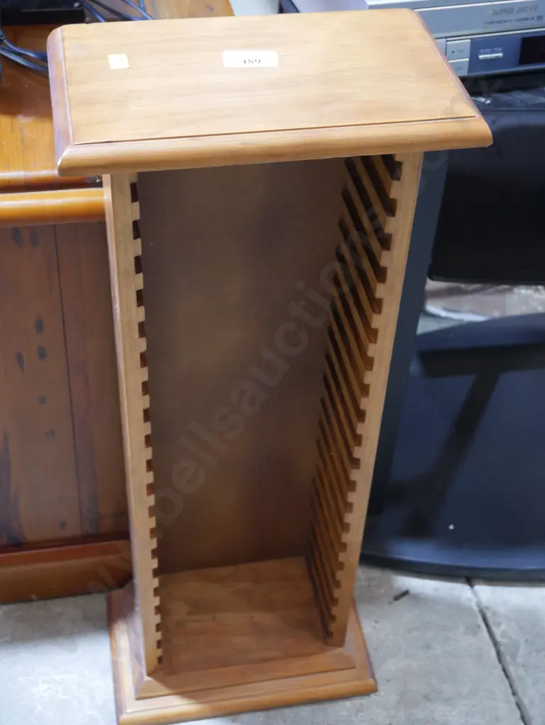 DVD stand Image 1++