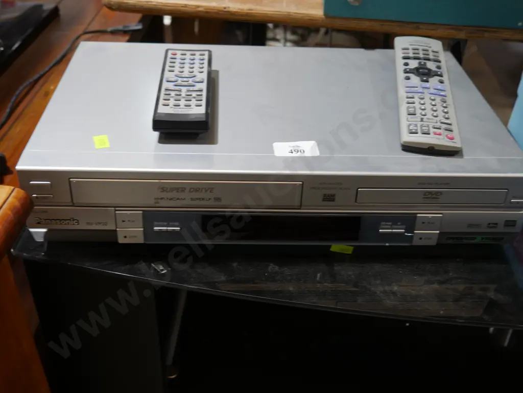 VHS DVD player combo Image 1++