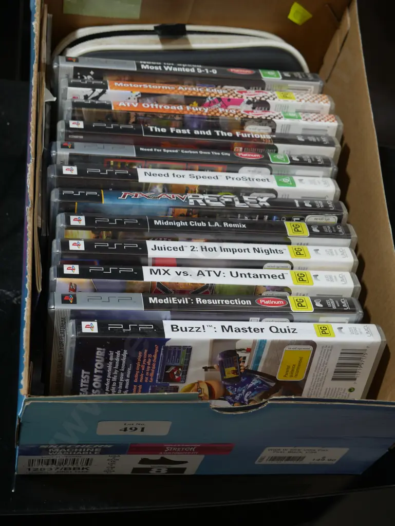 PSP console and games Image 1++