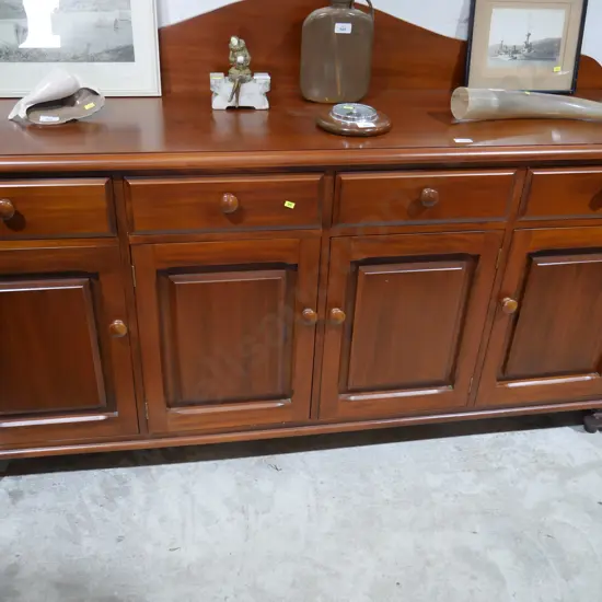 Sideboard