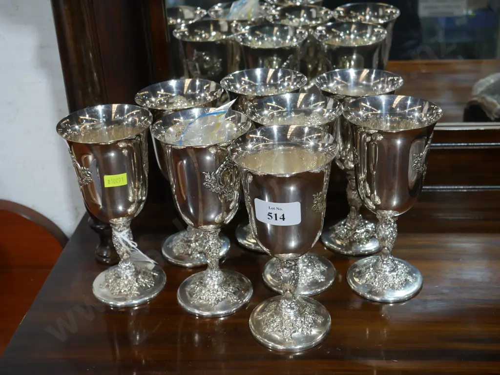 8 Silver plated goblets Image 1++