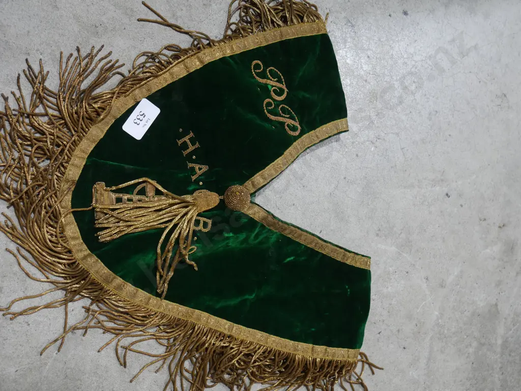 Lodge paraphernalia Image 1++