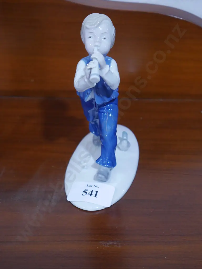 East German Boy figurine Image 1++