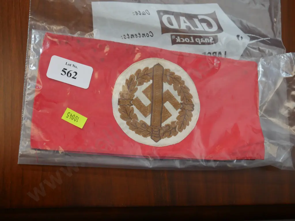 Nazi armband Image 1++