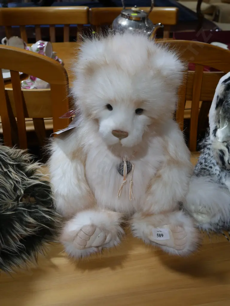 Charlie Bears "Willamena" Image 1++