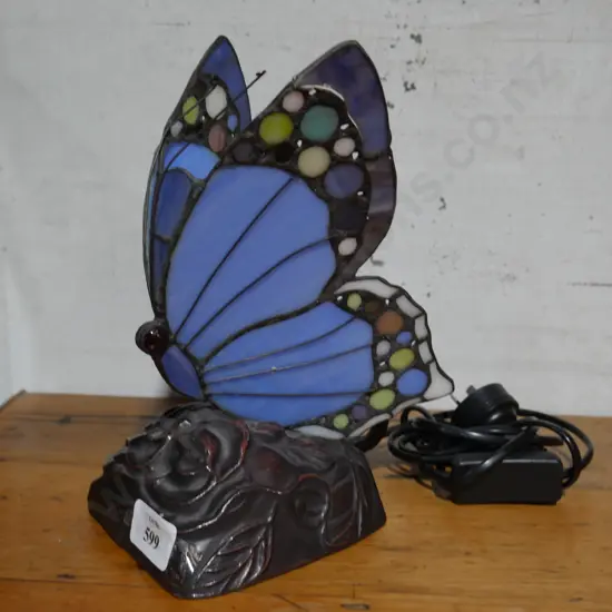 Butterfly table lamp
