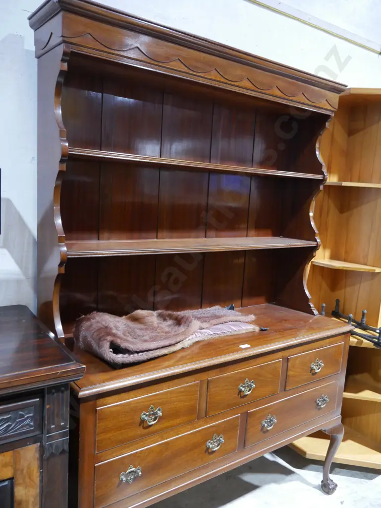 Welsh dresser Image 1++