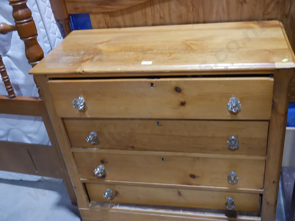 Chest of drawers Image 1++