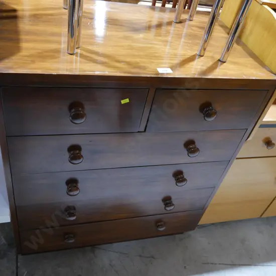 Chest of drawers