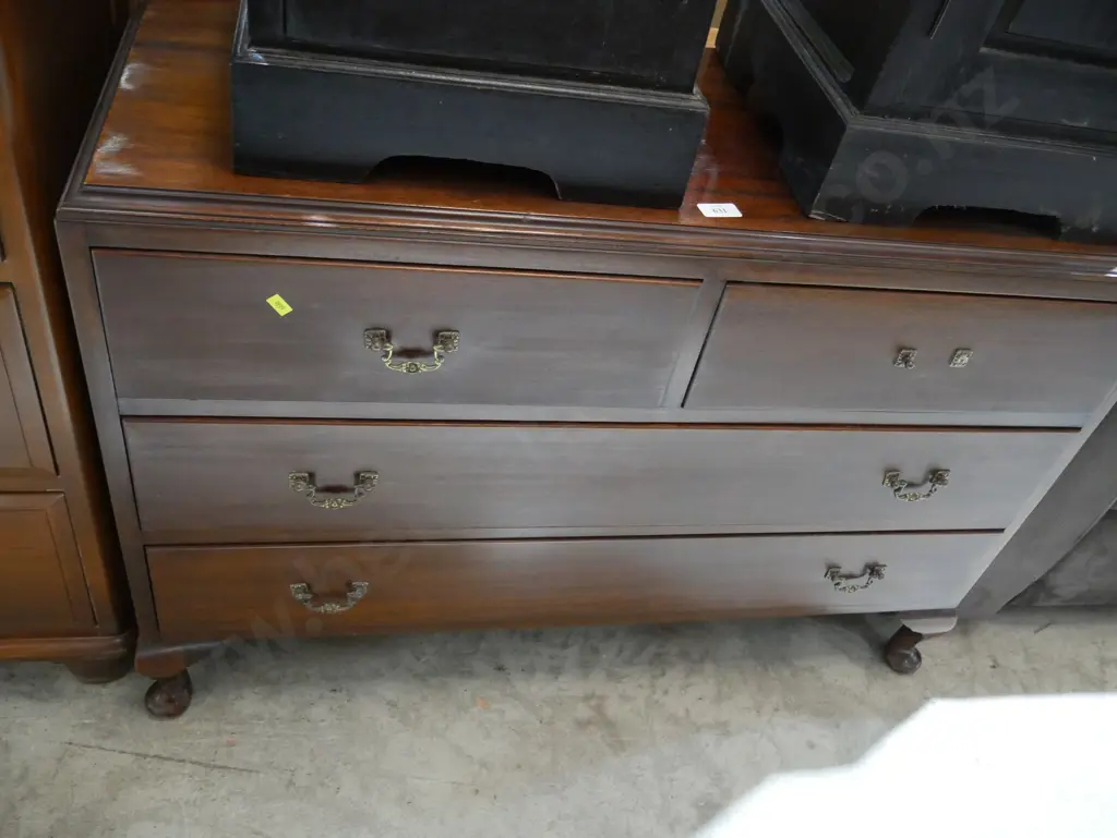 Lowboy Image 1++
