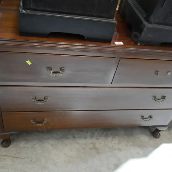Lowboy