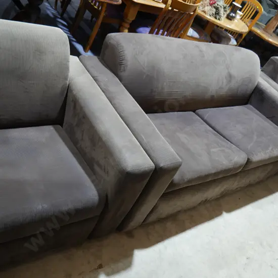 Three piece lounge suite