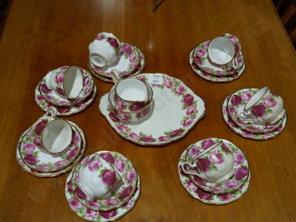 Royal Albert tea set Image 1++