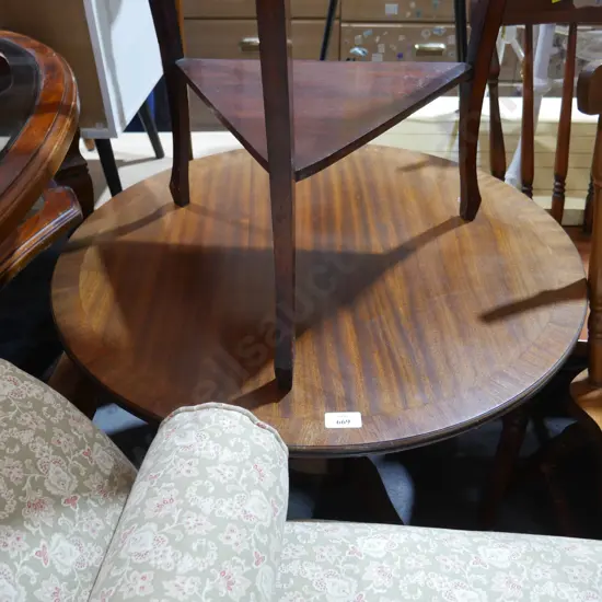 Wine table