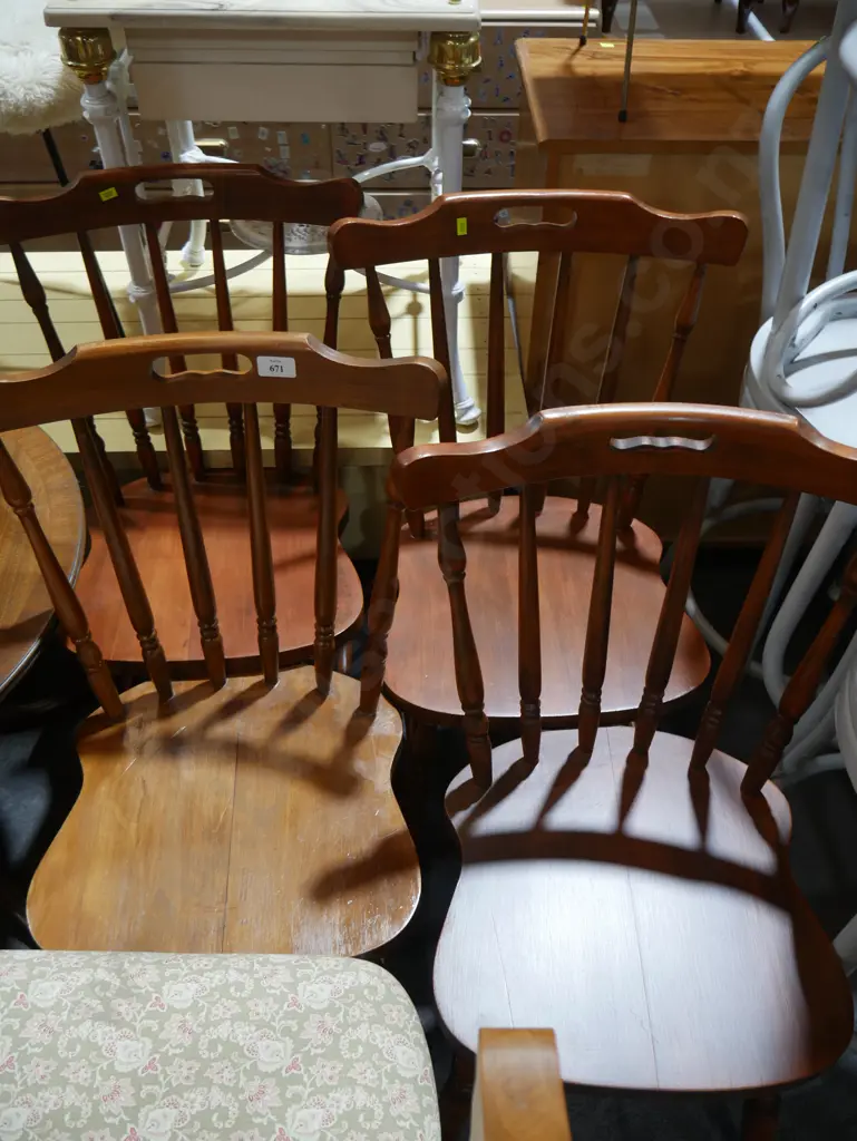 Four dining chairs Image 1++