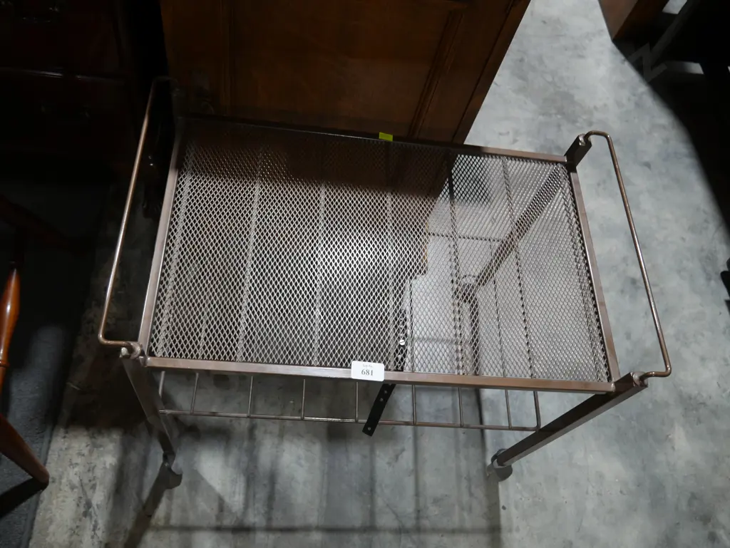 Metal trolley Image 1++