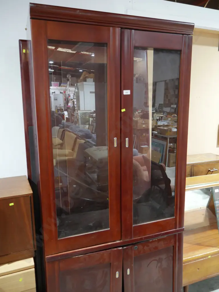 Wall cabinet desk has faults Image 1++