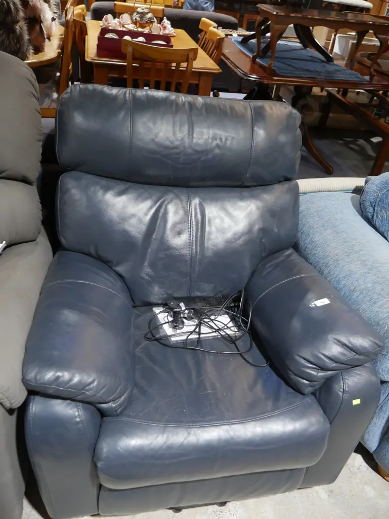 Electric lounge chair Image 1++