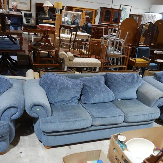 Three piece lounge suite