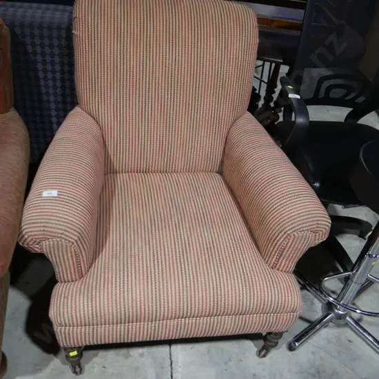 Lounge chair