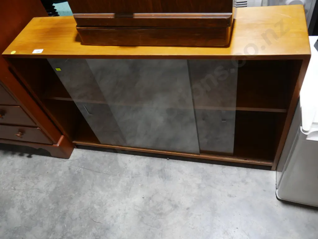 Glass door bookcase Image 1++