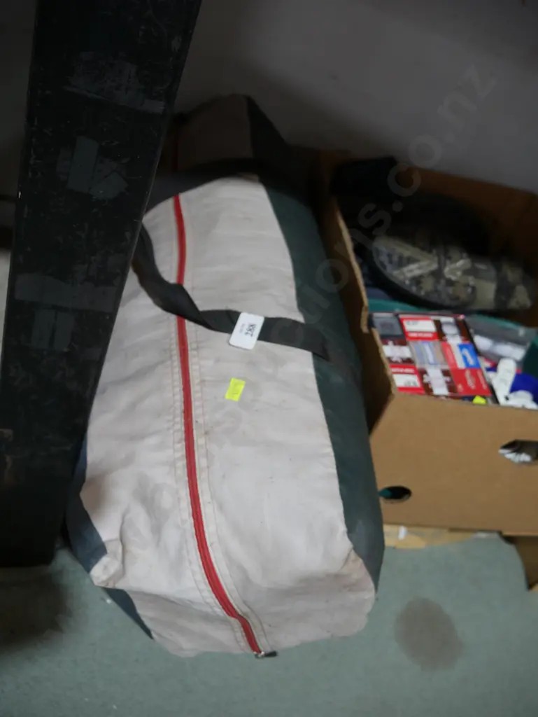 Dome tent Image 1++