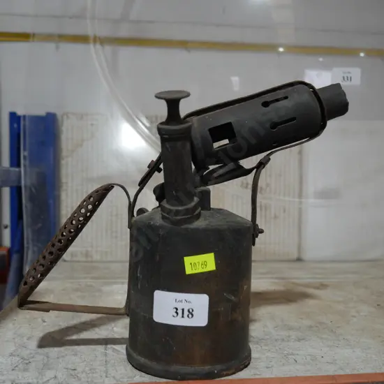 Blow torch