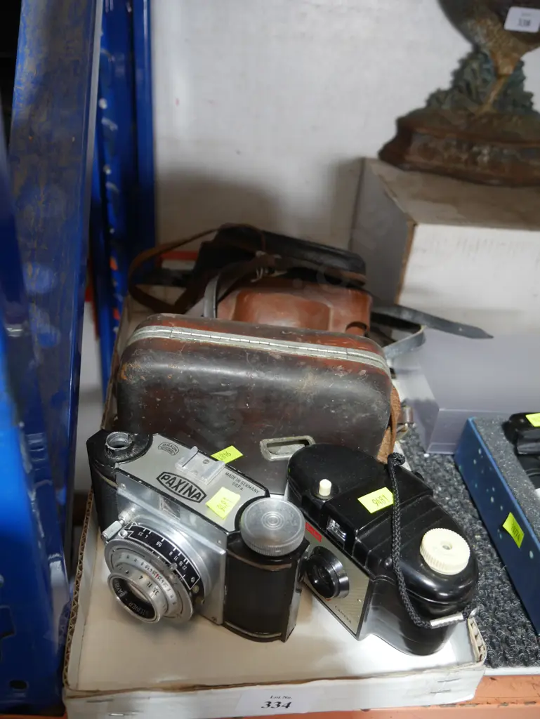 Vintage cameras Image 1++