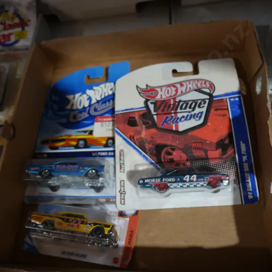 Assorted model cars