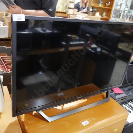 32-in Sony TV